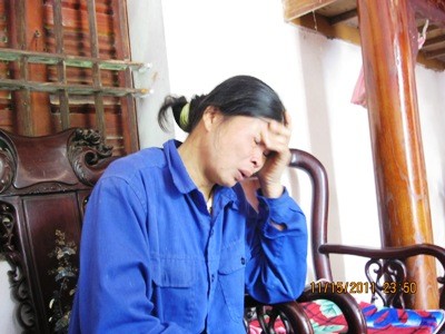 Bà Nguyễn Thị Vị bật khóc khi tâm sự với phóng viên